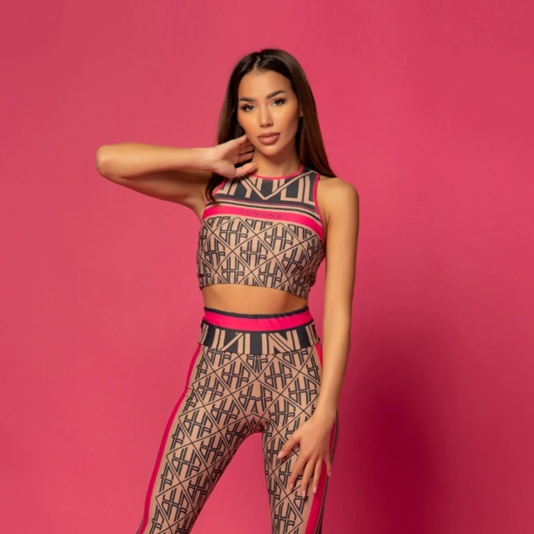 Къс спортен топ