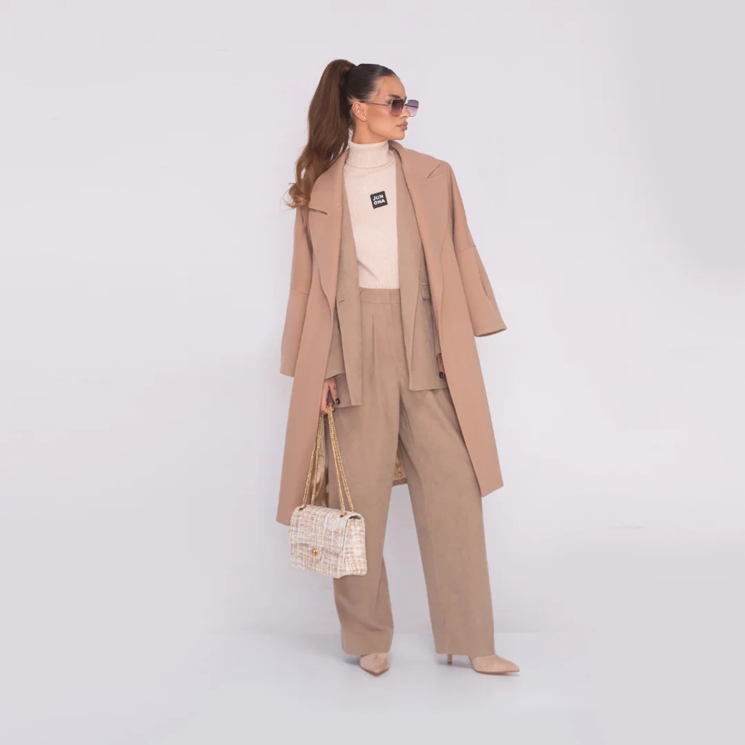 Палто с колан