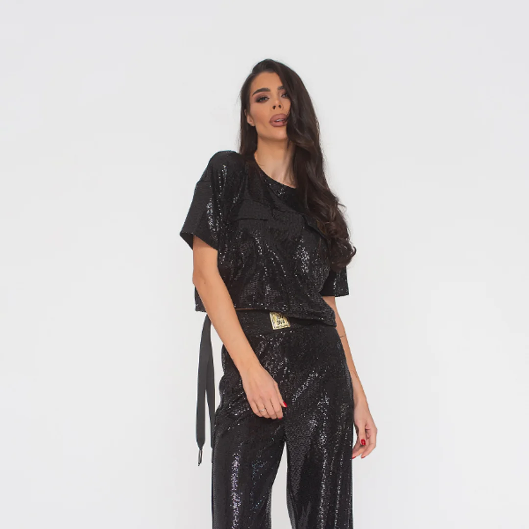 Блуза с пайети и връзка