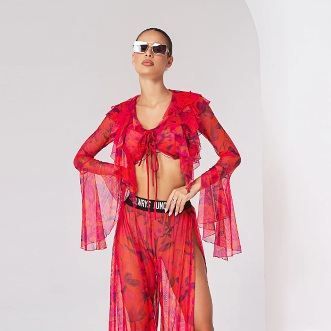 Мрежест топ с къдри и връзка