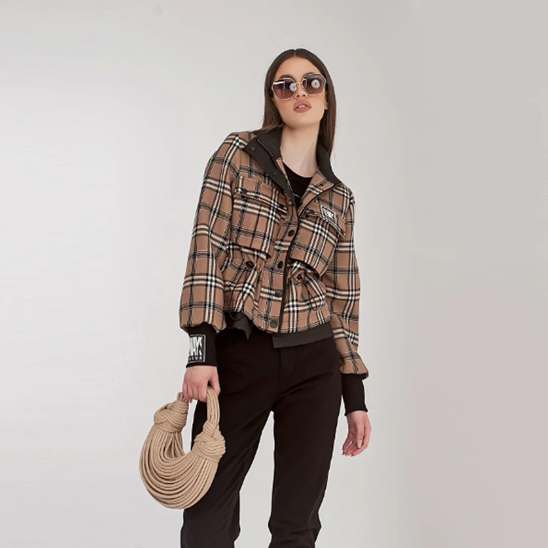 Карирано яке