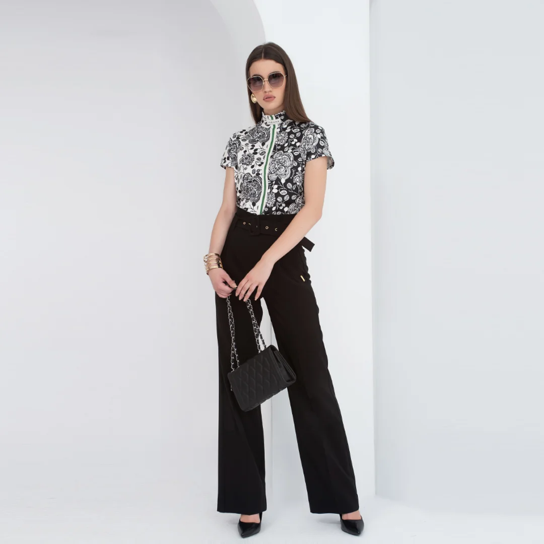 Широк панталон с колан