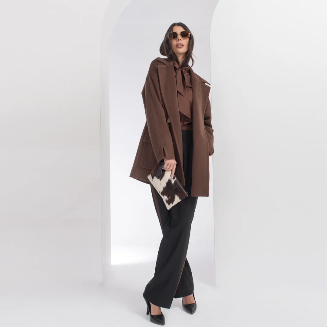 Палто с яка и колан