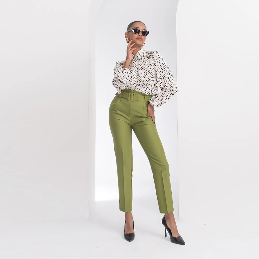 Панталон с висока талия и колан