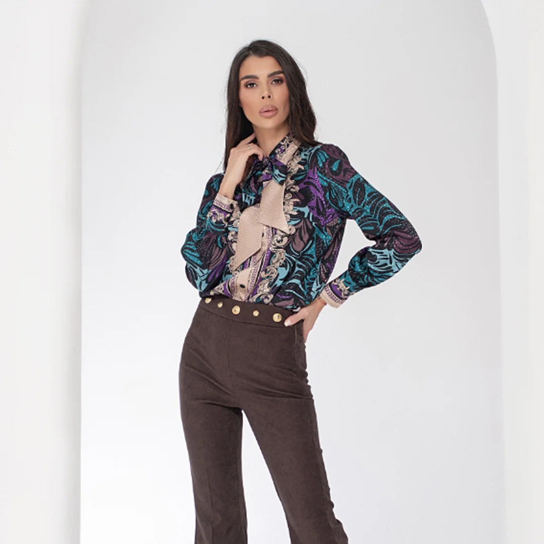 Сатенирана риза с връзка