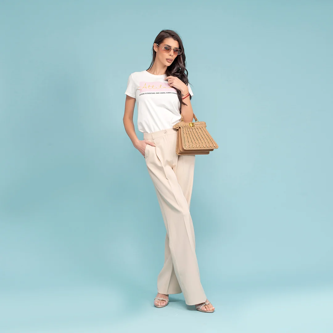 Прав панталон с басти и контрастни шевове