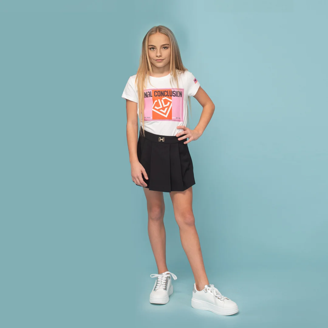 Детска Пола-Панталон с плисета