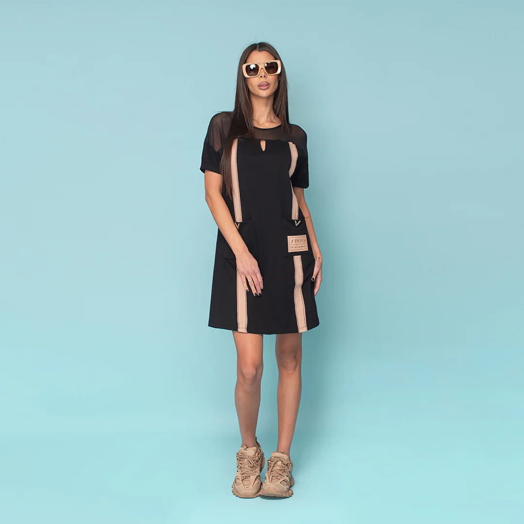 Рокля с мрежести части и джобове