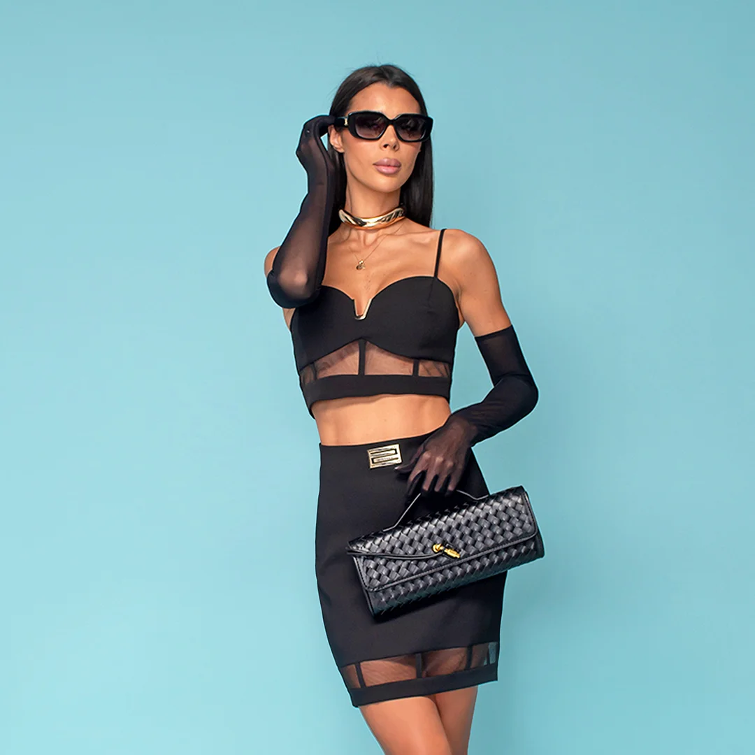 Бюстие с тънки презрамки и мрежести части