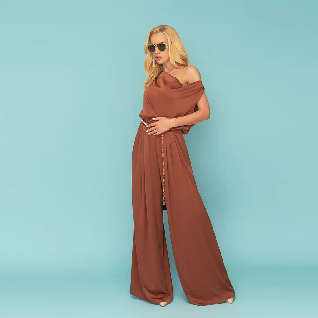 Гащеризон с драпирано деколте