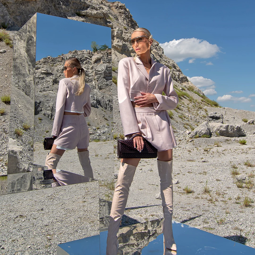 Пола-панталон с плохи