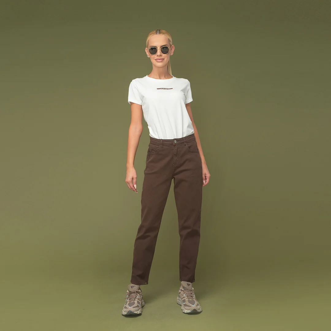 Изчистени дънки с висока талия