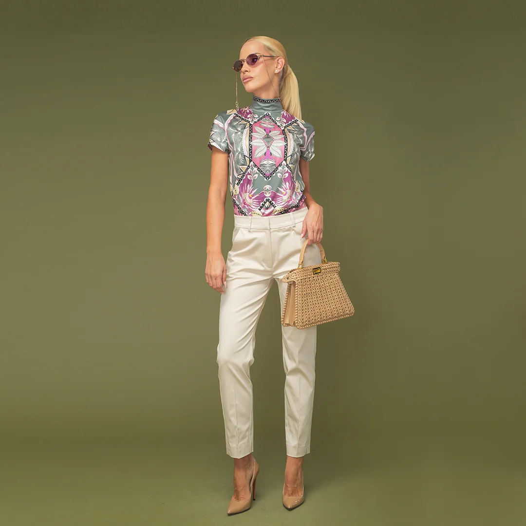 Панталон със средна талия