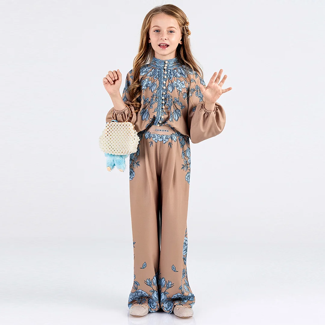 Детски панталон на цветя