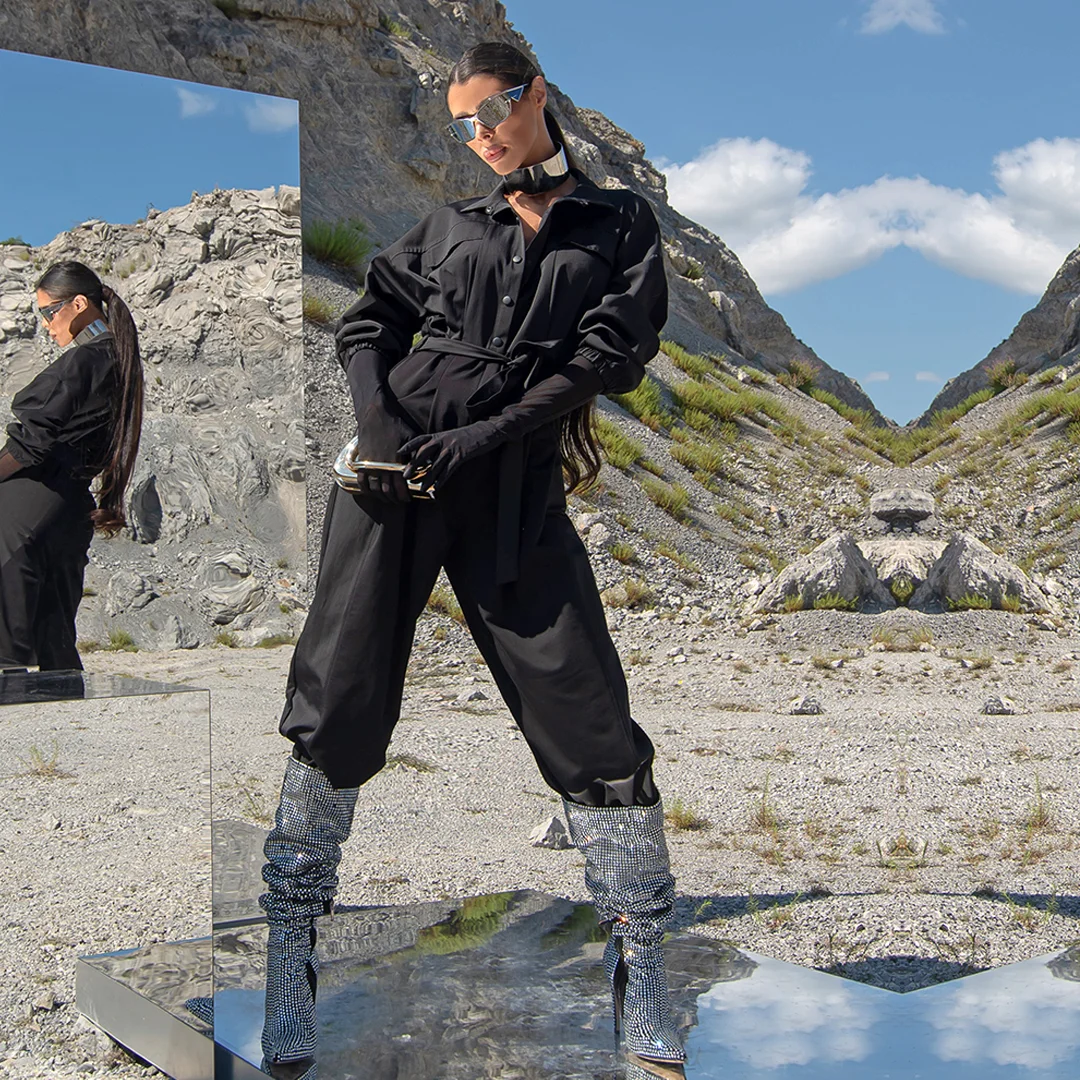 Свободен гащеризон с колан и копчета