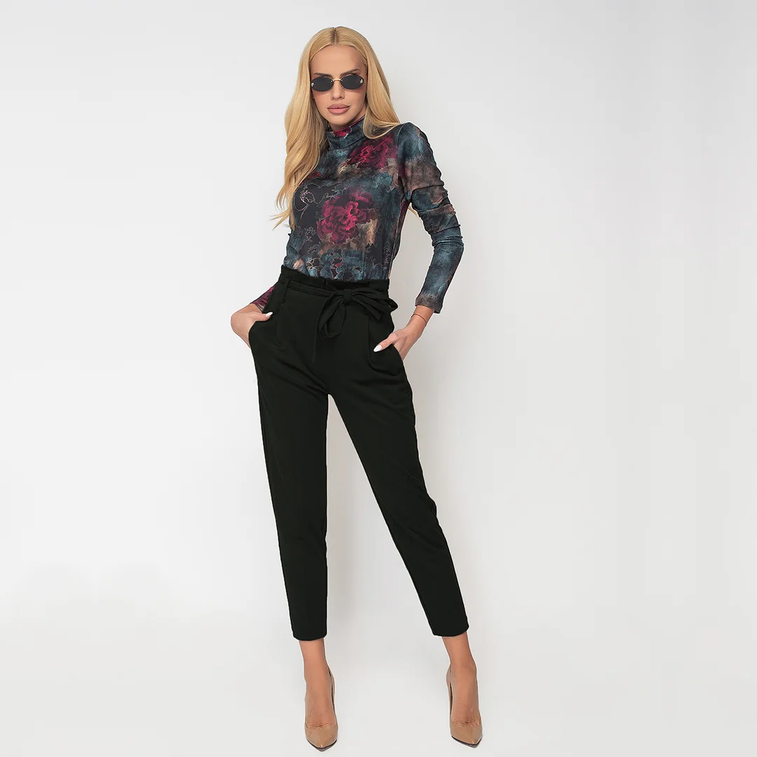 Панталон с висока талия и колан