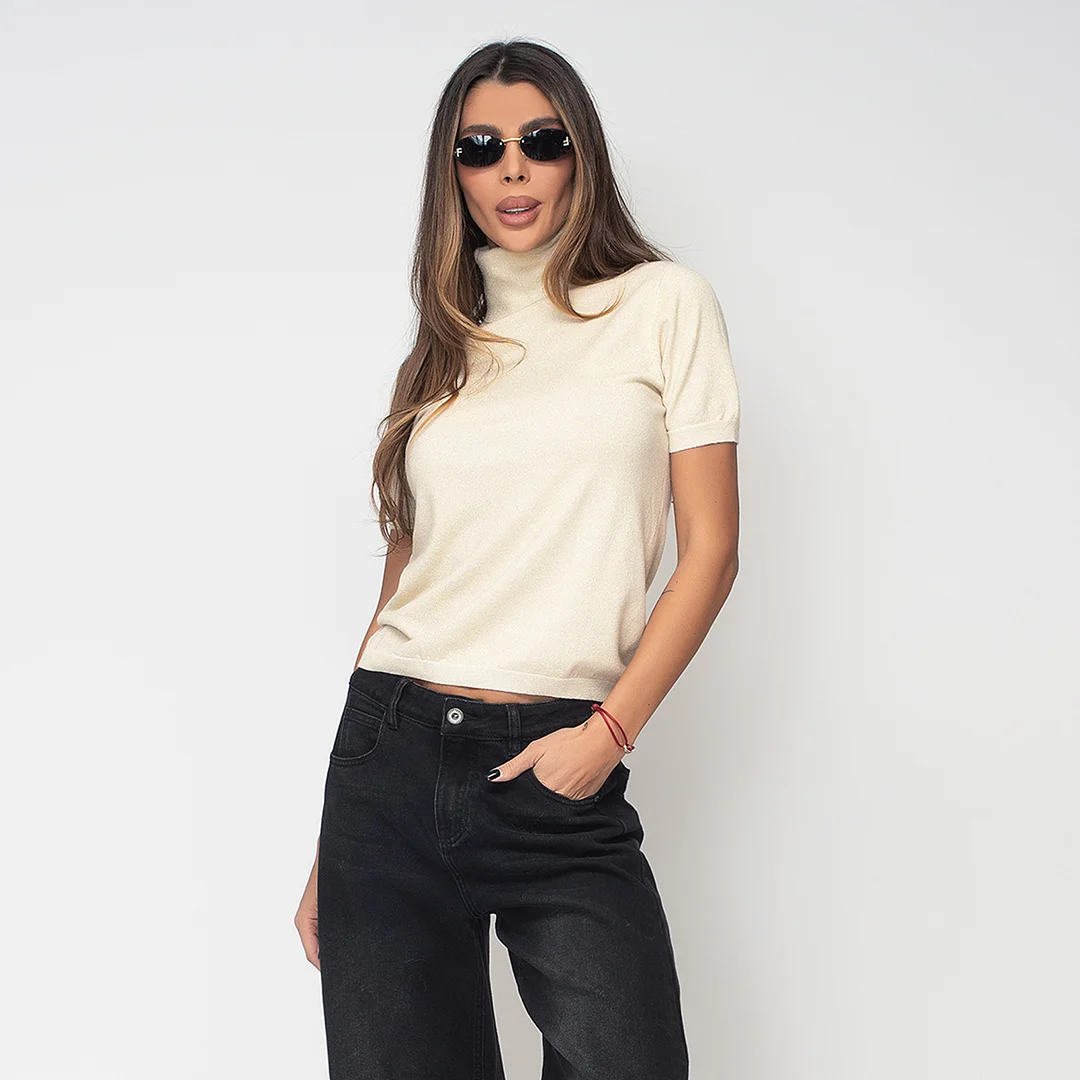 Блуза от фино плетиво с лъскава нишка