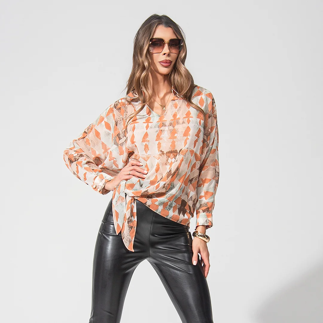 Риза с връзка