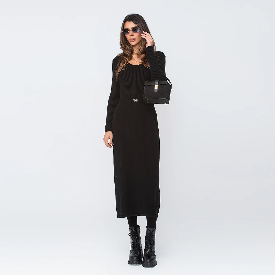 Дълга рокля от фино плетиво